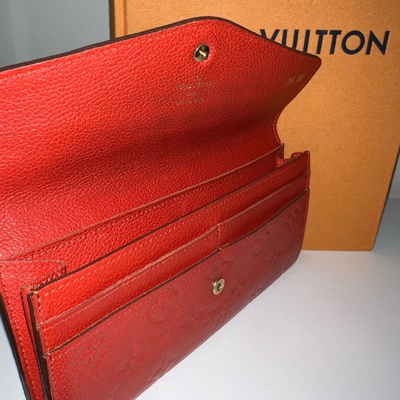 LV Monogram Empreinte Leather Curieuse Wallet - Picture 7 of 13